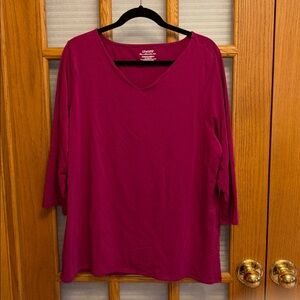 EUC Chico's 4 Ultimate Tee